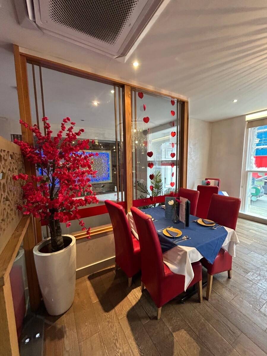 Indian Restaurant for sale in Huddersfield West Yorkshire