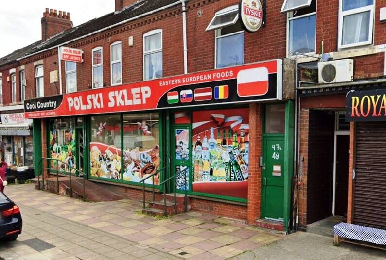 A long established and hugely profitable business for sale with huge GP. Retirement forces sale. Photo 9