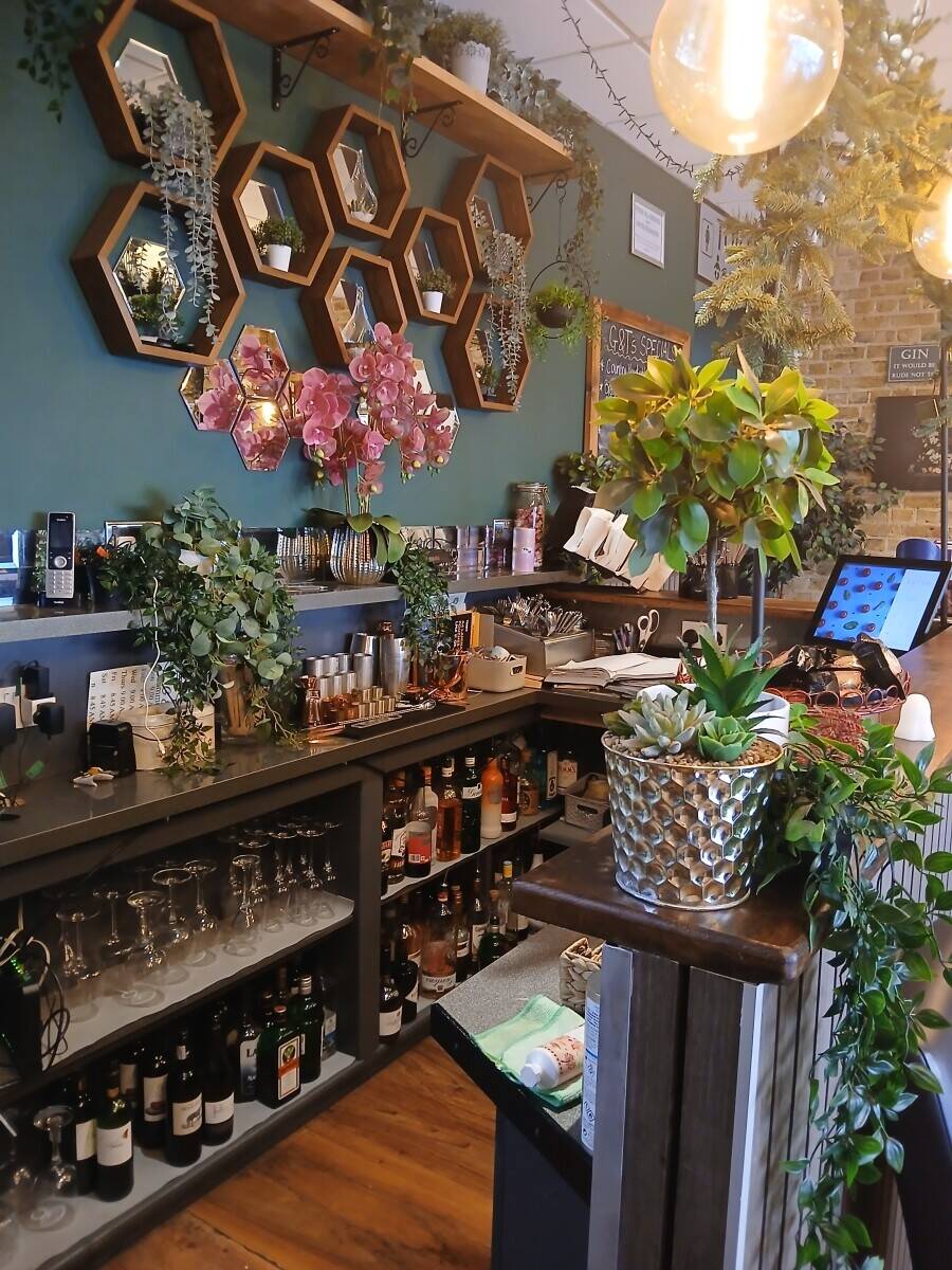 Restaurant for Sale in the heart of Frinton on Sea Photo 9