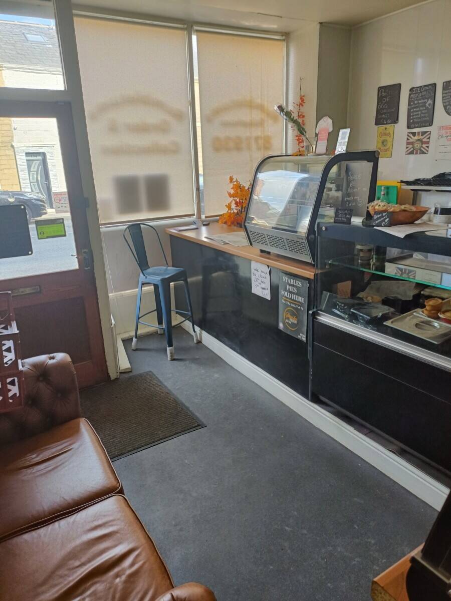Very busy main road hot & cold Sandwich takeaway business. Photo 9