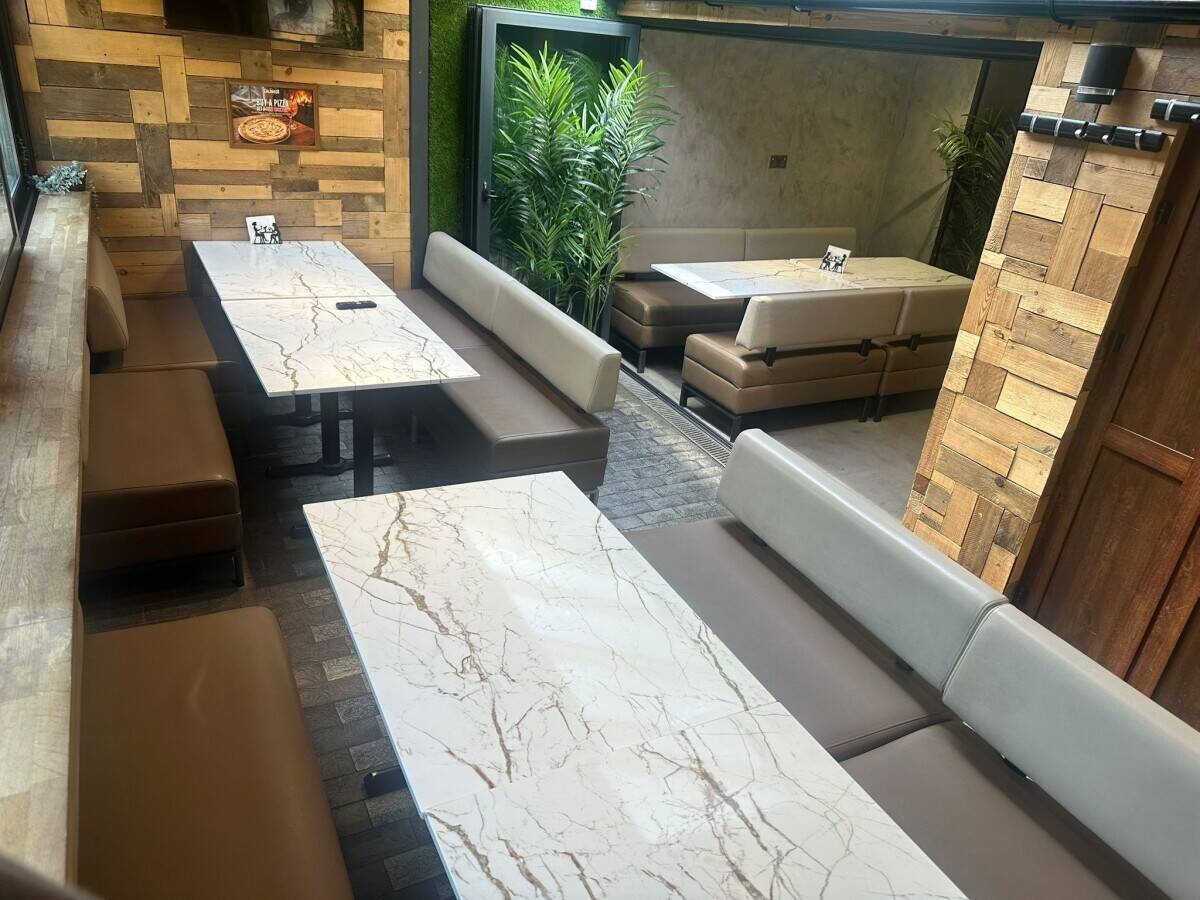 High Turnover Established Italian Pizza Restaurant for Sale – East London (80 covers) Photo 10