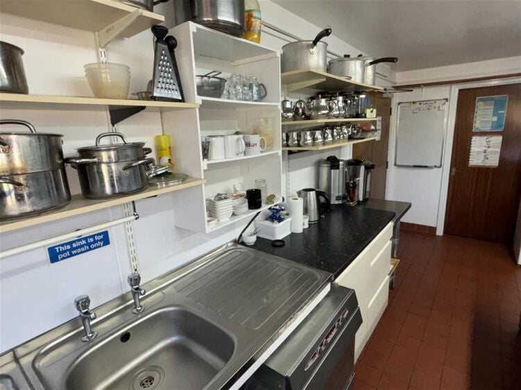 Hotels For Sale in Scarborough