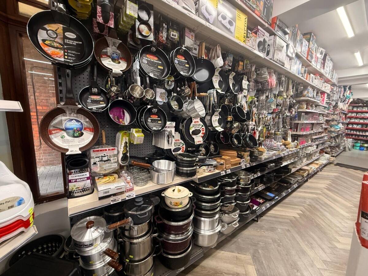 Household goods shop for sale in Hitchin!