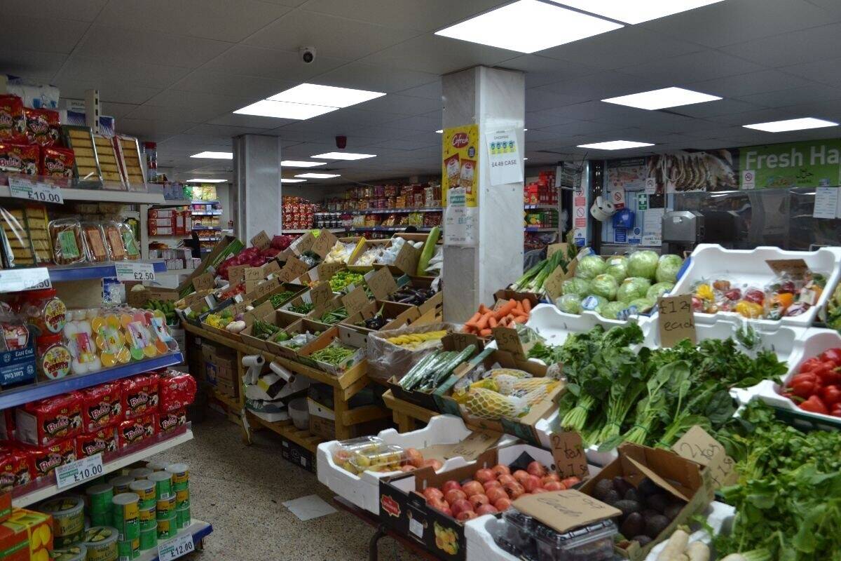 High Turnover Supermarket – £16K–£18K Weekly Sales – Rare Business Opportunity Photo 9