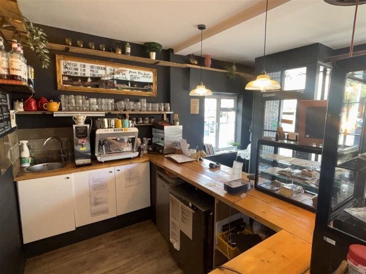 Cafe & Sandwich Bars For Sale in Huntingdon Photo 9