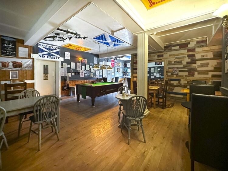 The Strathcarron Hotel Photo 9