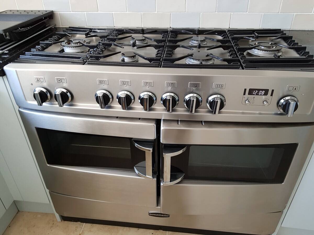 Oven Cleaning Service for Sale in West Gloucestershire Photo 6
