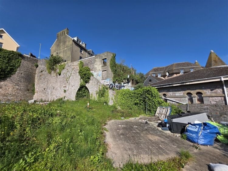 Auction Lot: Development Land with lapsed planning, Torquay For Sale in Torquay Photo 9