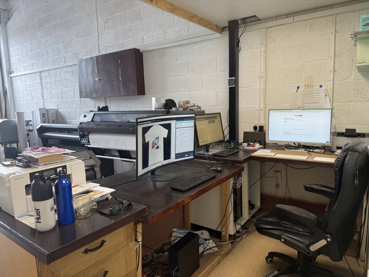Complete Print & Laser Engraving Business for Sale – Established UK Setup Photo 9