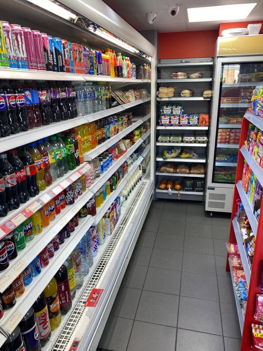 Low Rent Council Property - Established Off Licence Lease For Sale - Warwick Photo 9