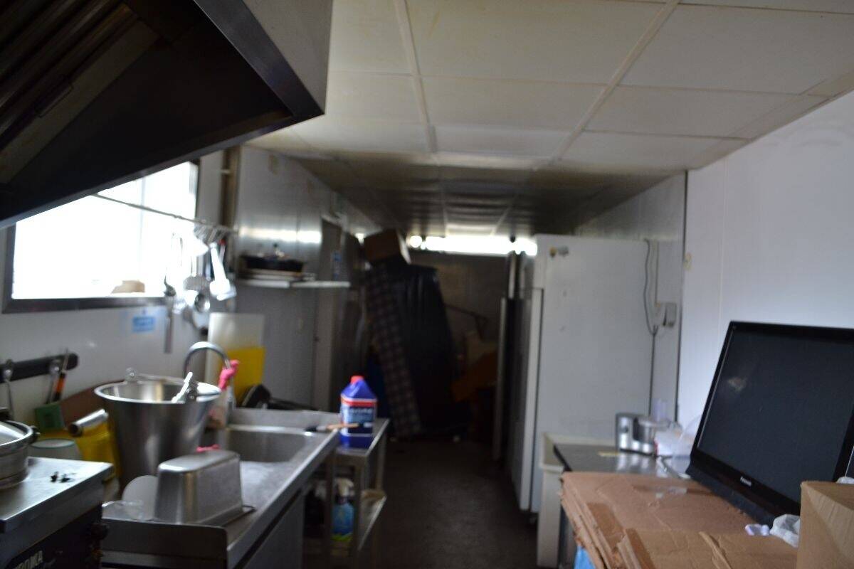 Closed Fish & Chip with Spacious 3-Bed Accommodation & Parking