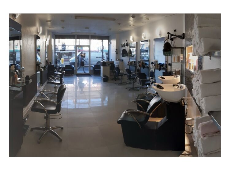 Established Hair & Beauty Salon – Palmers Green – Long Established – Loyal Client Base Photo 9