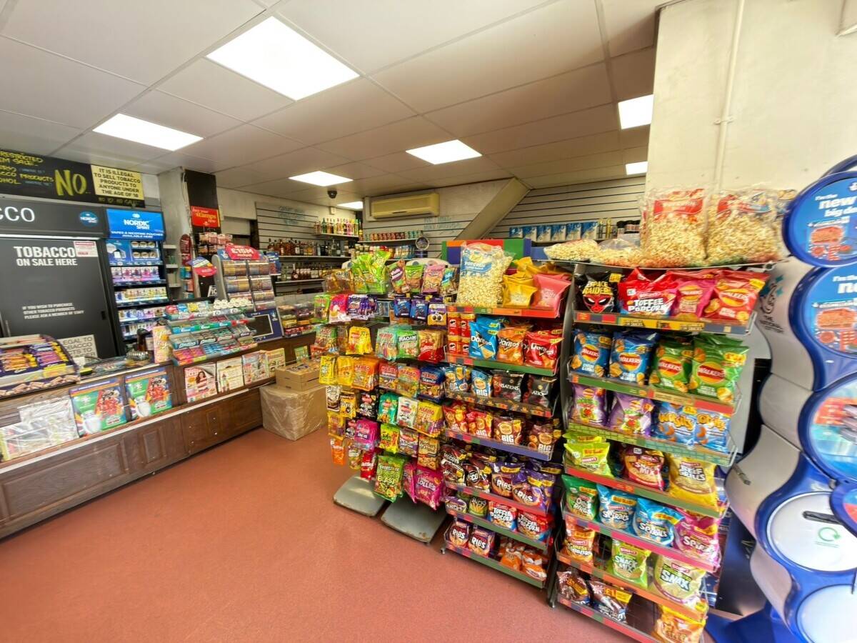 Refurbished News Off-Licence – Southport Town Centre  Prime Multi-Service Convenience Business – PR9 Photo 9