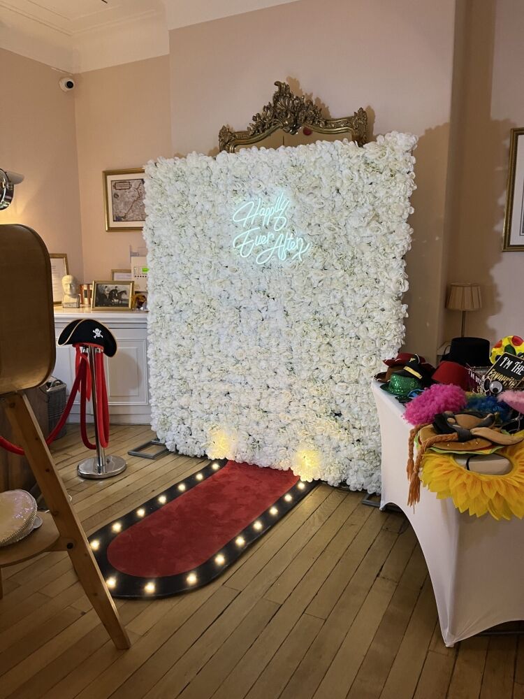 Lux Photo Booths – Premium Photo Booth & Events Business, County Durham Photo 9