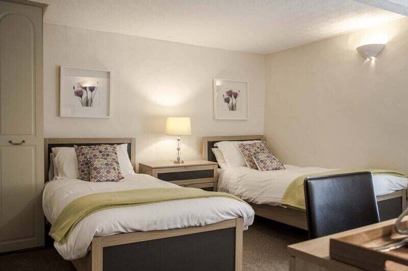 NORTH YORKSHIRE - COUNTRY PUB IN THE HEART OF THE YORKSHIRE DALES OFFERING LETTING ACCOMMODATION