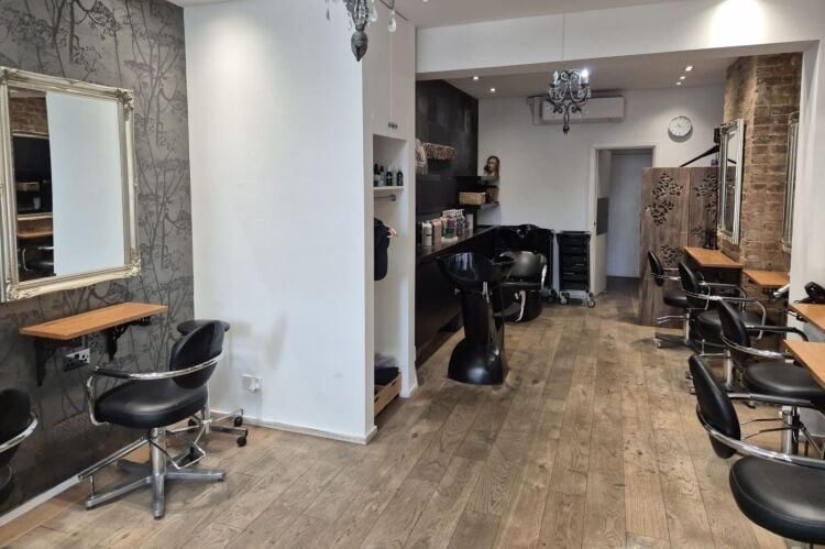 Boutique Hair & Beauty Salon - London Photo 9
