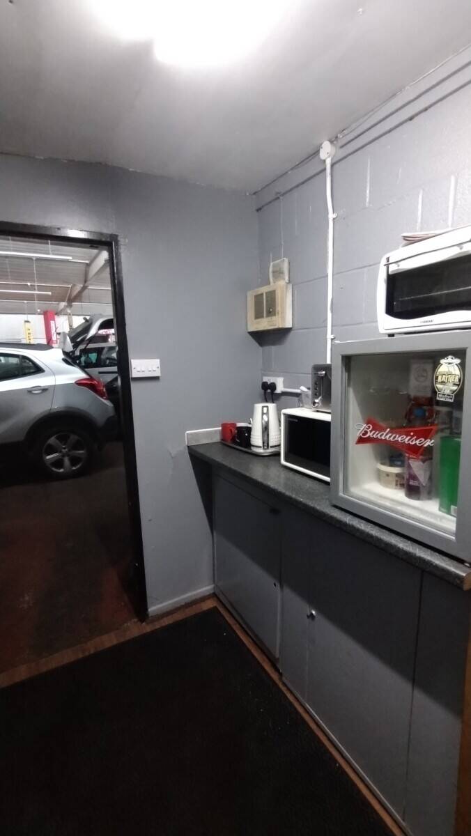 Leasehold MOT Garage Services EV Specialist Vehicle Repairs Maintenance Business Wigan For Sale