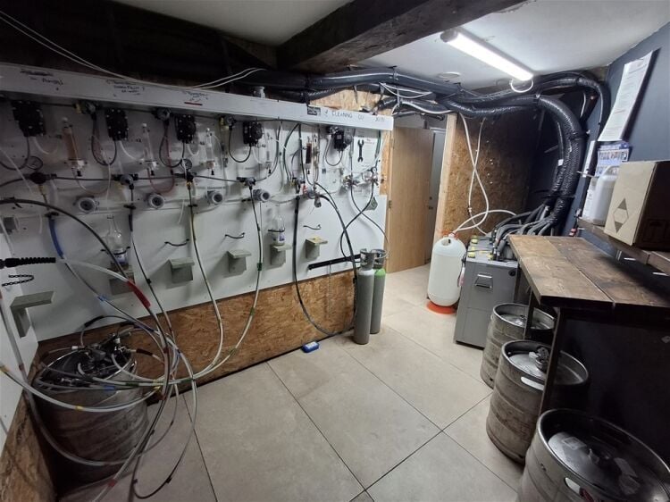 Licenced Trade, Pubs & Clubs For Sale in Brighouse