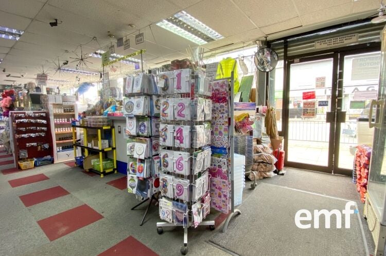 Retail General Store Photo 9