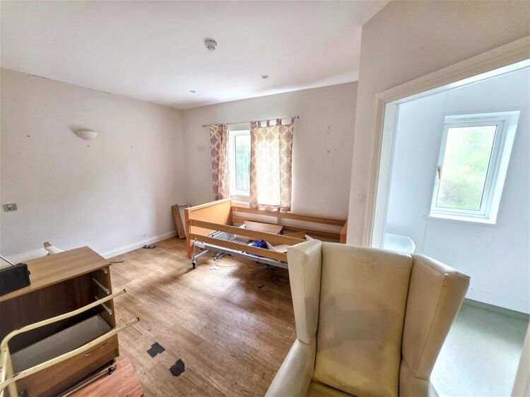 Auction Lot: Virtual Freehold - Former care home suitable for alternative use (STP) For Sale Photo 9
