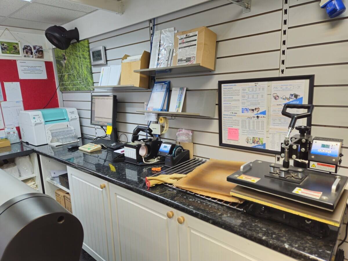 Photographic Printing and Gifts Shop For Sale, Chard, Somerset Photo 9