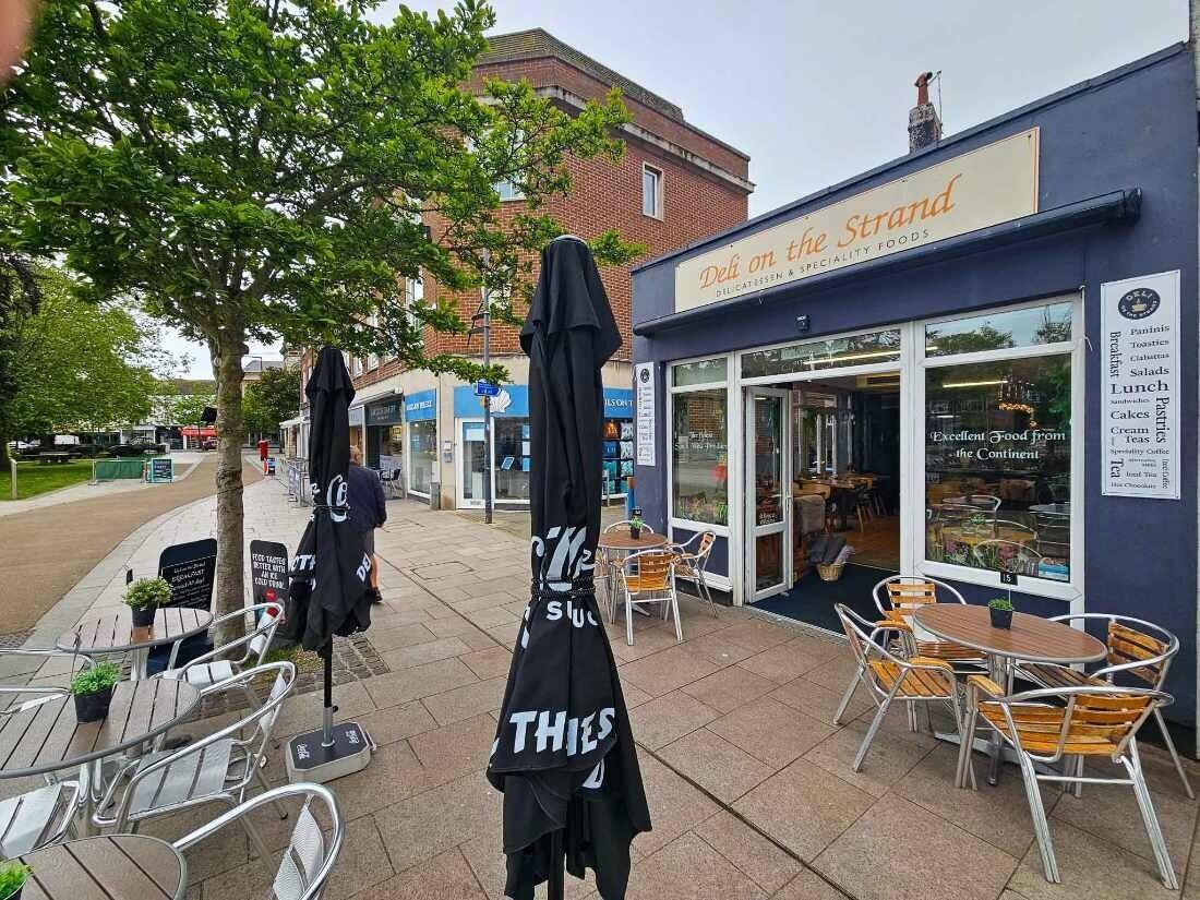 An Exceptional Licensed Café & Tearoom Photo 9