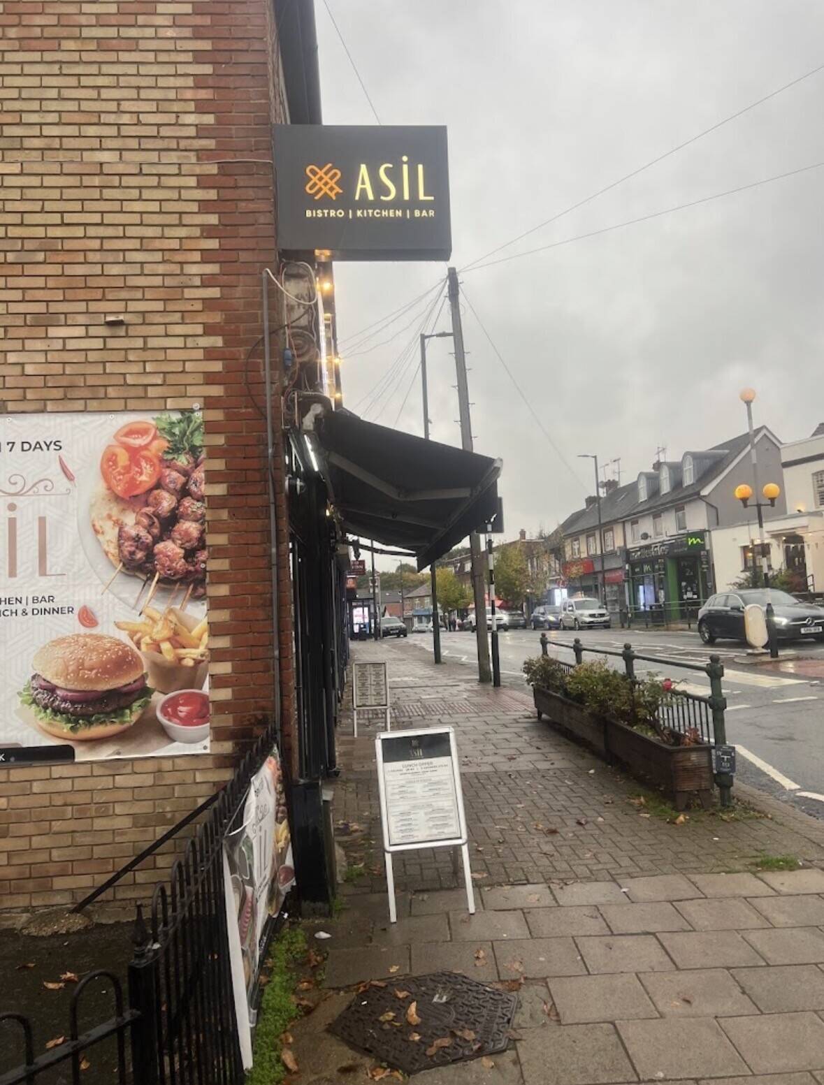 Bistro for sale in East Barnet  Photo 9