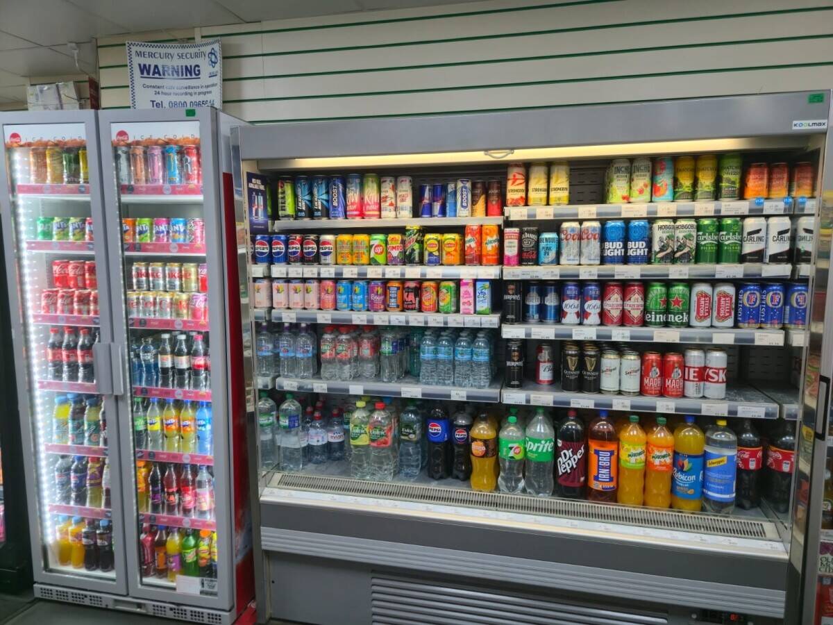Off licence and newsagents