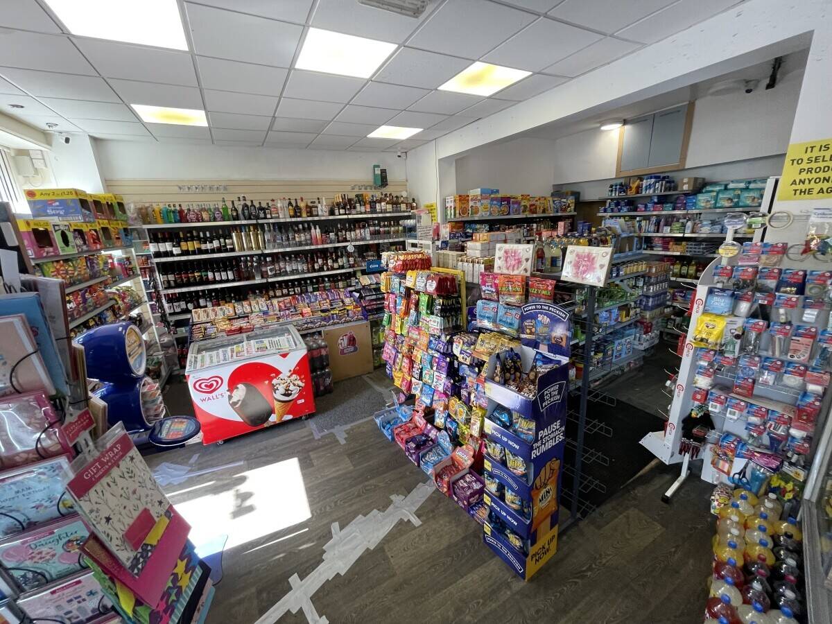Freehold/Leasehold Convenience Store & Off Licence in Newcastle upon Tyne Photo 9