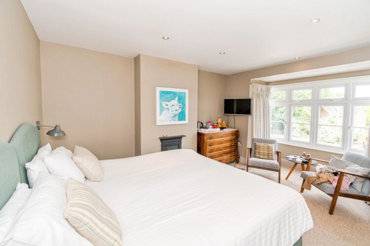 Established Boutique Guest House - Hampshire Photo 9