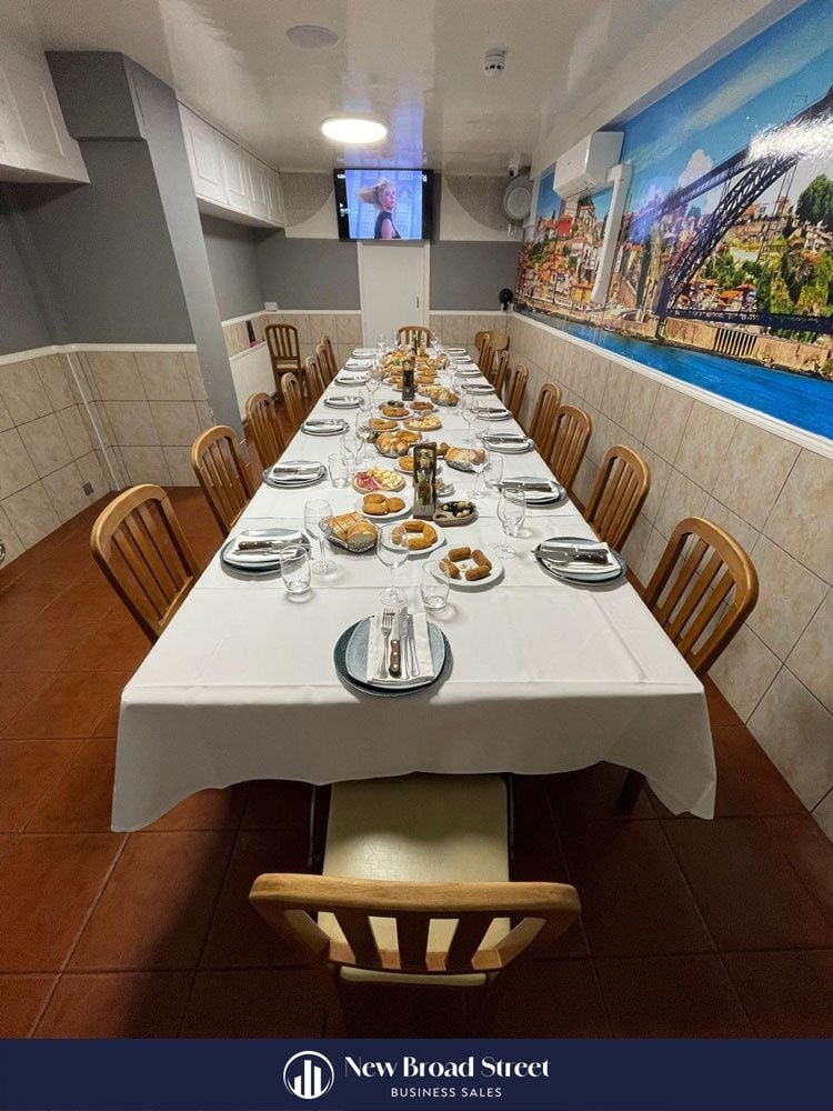 Long-Established, Iconic, Profitable Portuguese Restaurant and Bar -South London Photo 9