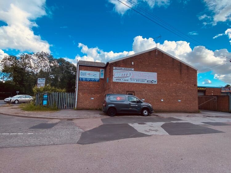Leasehold MOT Testing Station, Service & Tyre Centre, Located in Nottingham Photo 9