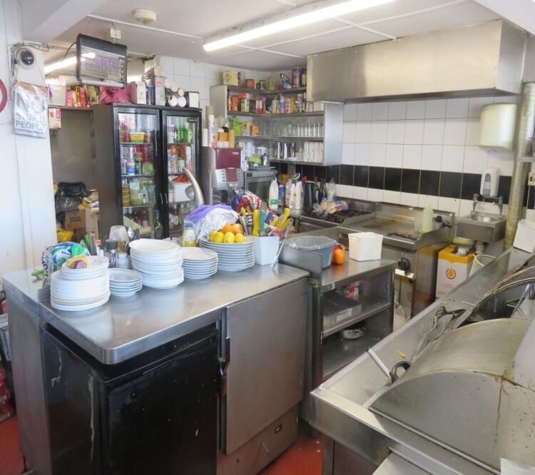 Grade II listed freehold fish & chip takeaway & restaurant in large coastal town. Photo 9