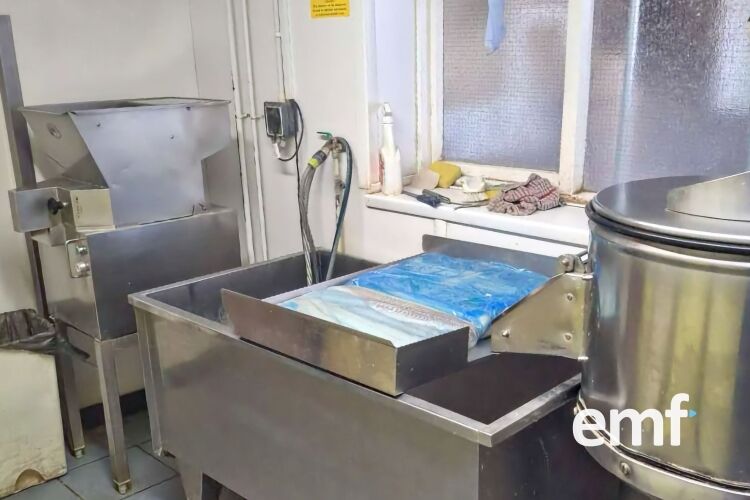 Popular Seaside Freehold Fish & Chip Shop