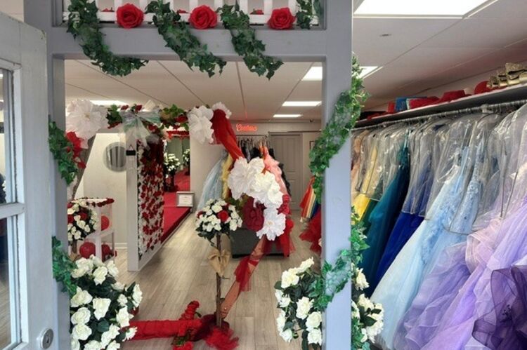 Prom & Occasionwear Boutique - Kettering
