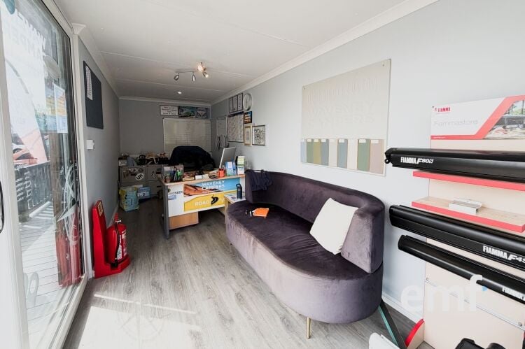 Camper Van Sales Photo 9