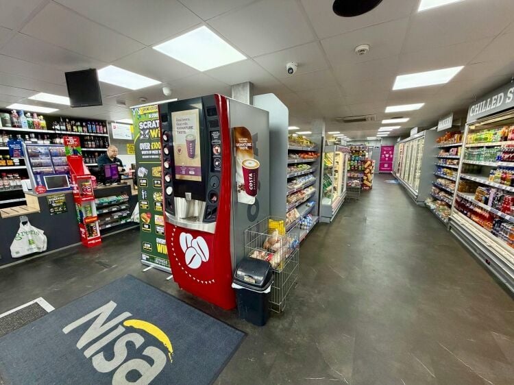Branded convenience store Nisa for sale in prime location Aberdeen with 2000 sqft space Photo 9