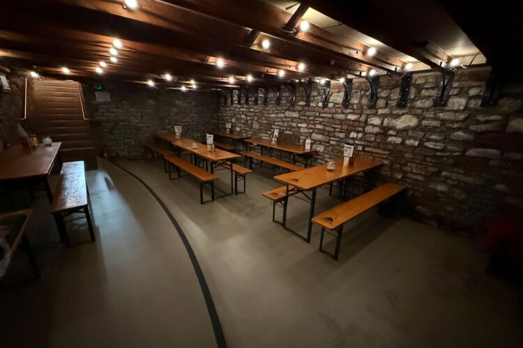 Established Pizza Restaurant/Takeaway - Bristol