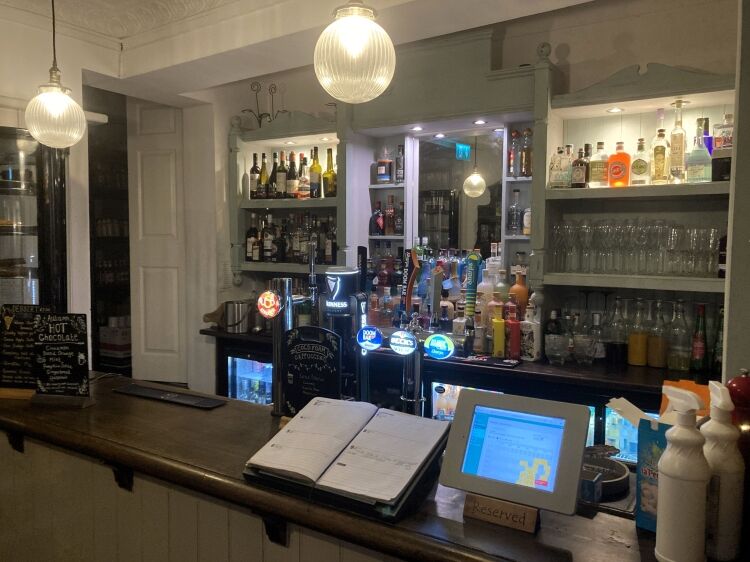 LICENSED COFFEE SHOP/CAFÉ/BRASSERIE