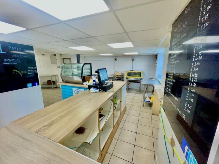 Leasehold Bakery Located St Austell Photo 9
