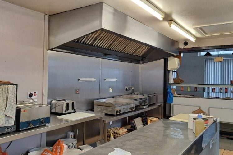Established Cafe - Widnes Photo 9