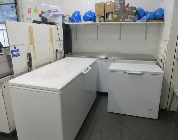Established fish & chip shop in affluent waterside town, closes 8.30 pm latest Photo 9
