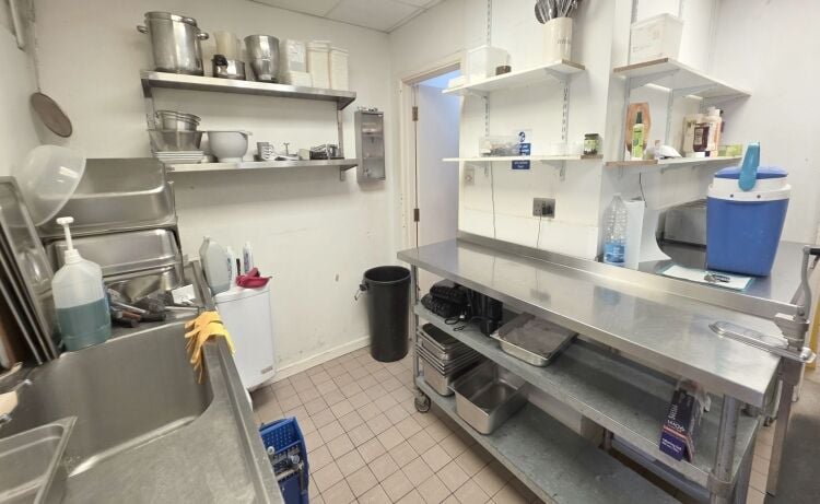 Recently closed well fitted/equipped fish & chip shop available with new lease in Poole