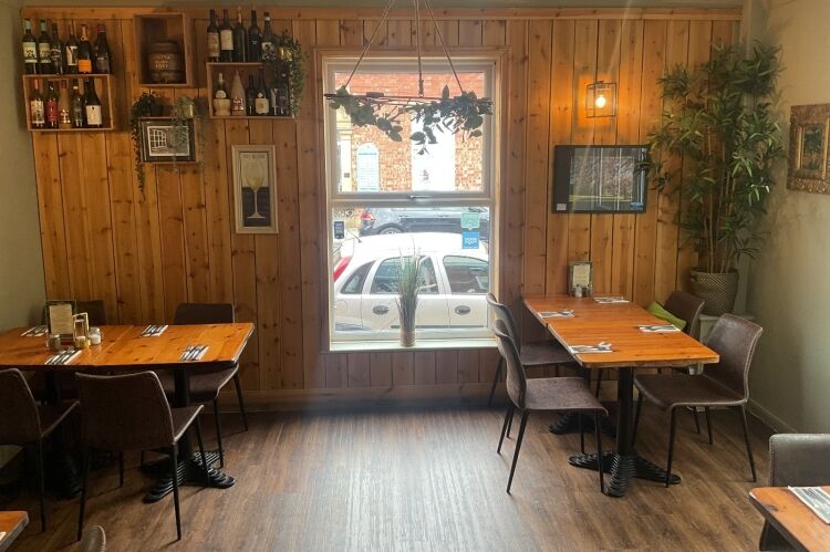 Established Restaurant Wine And Cocktail Bar