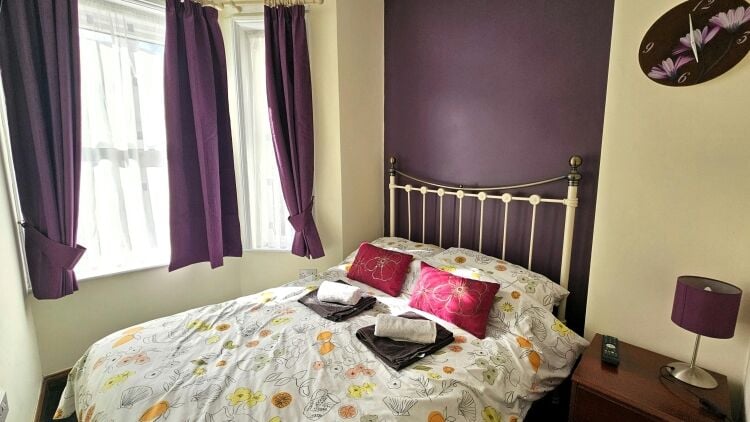 Well Presented Centrally Located B&B Suiting Various Uses S.T.P.P.