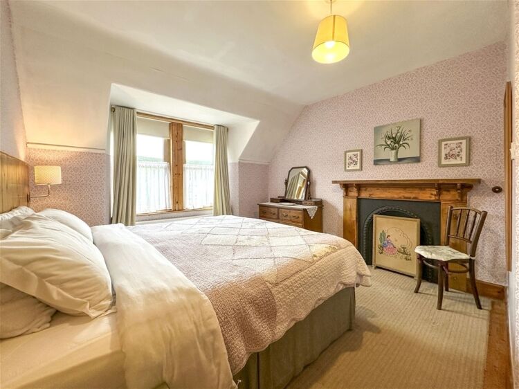 Glencanisp (Self Catering Business)