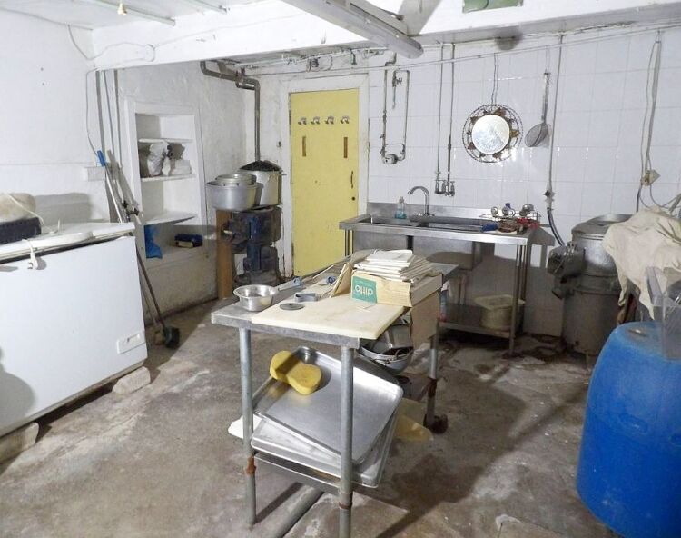 Closed fish and chip shop with three-bedroom accommodation