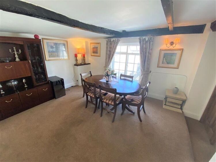 Investment Property For Sale in Torquay Photo 9